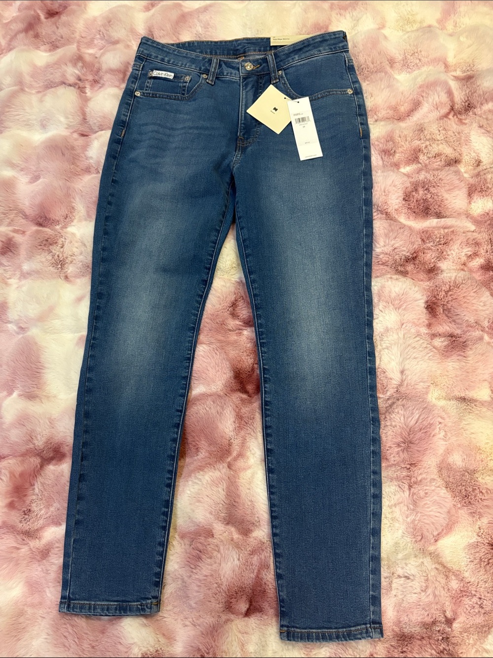 NWT Calvin Klein Women's Dark Blue Skinny Jeans size 29